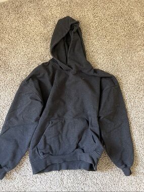 Gymshark Women’s Gray Pullover Hoodie